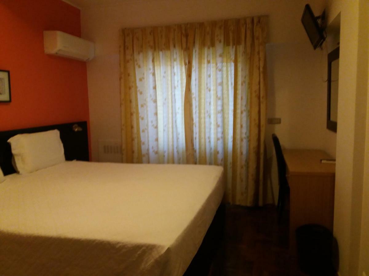 Hotel Riomar Lagos Exterior photo